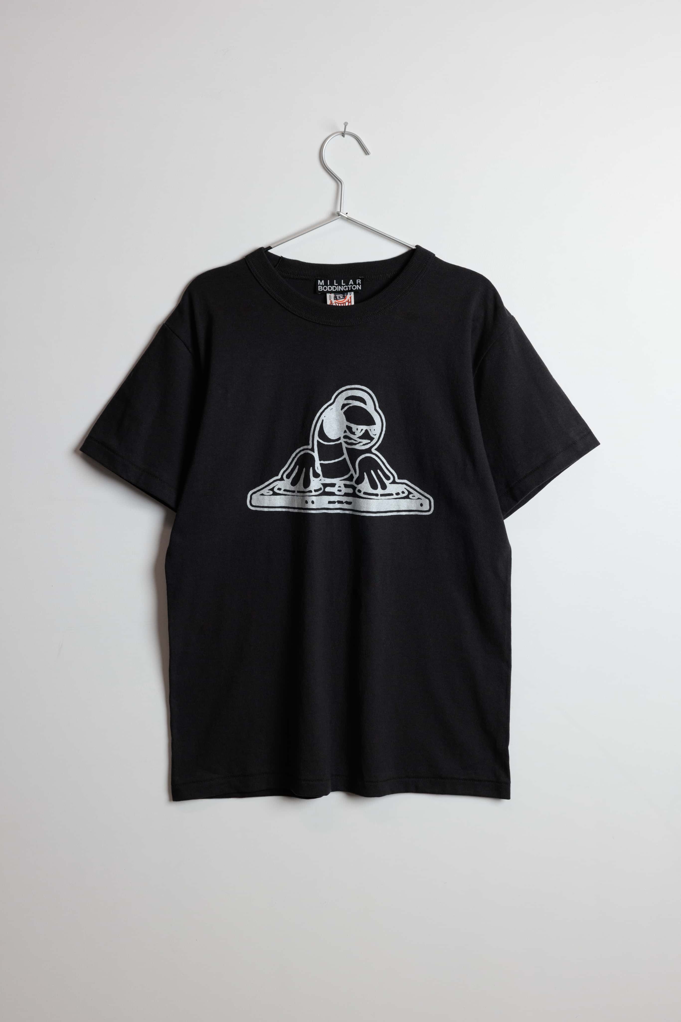 TURNING WORM T-SHIRT- CHARCOAL/SILVER